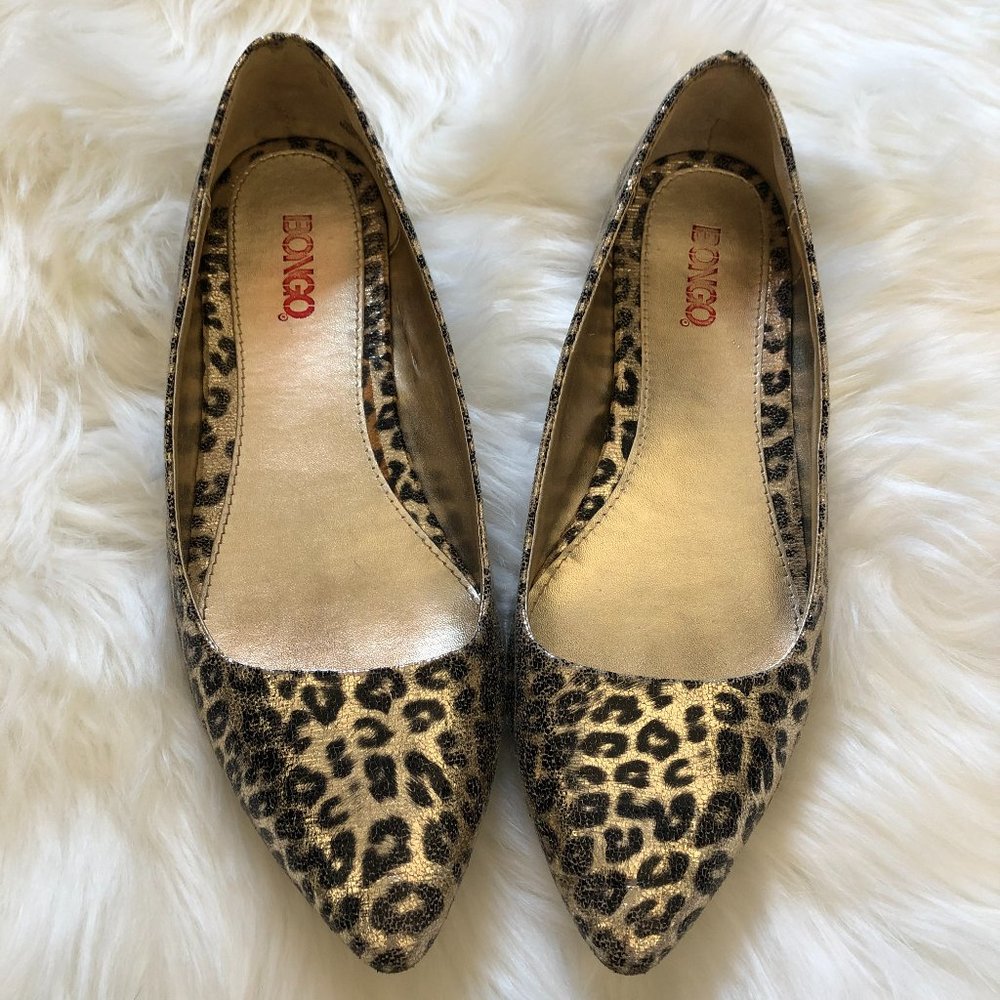 Bongo Leopard Print Flats Gold Metallic EUC Size 8